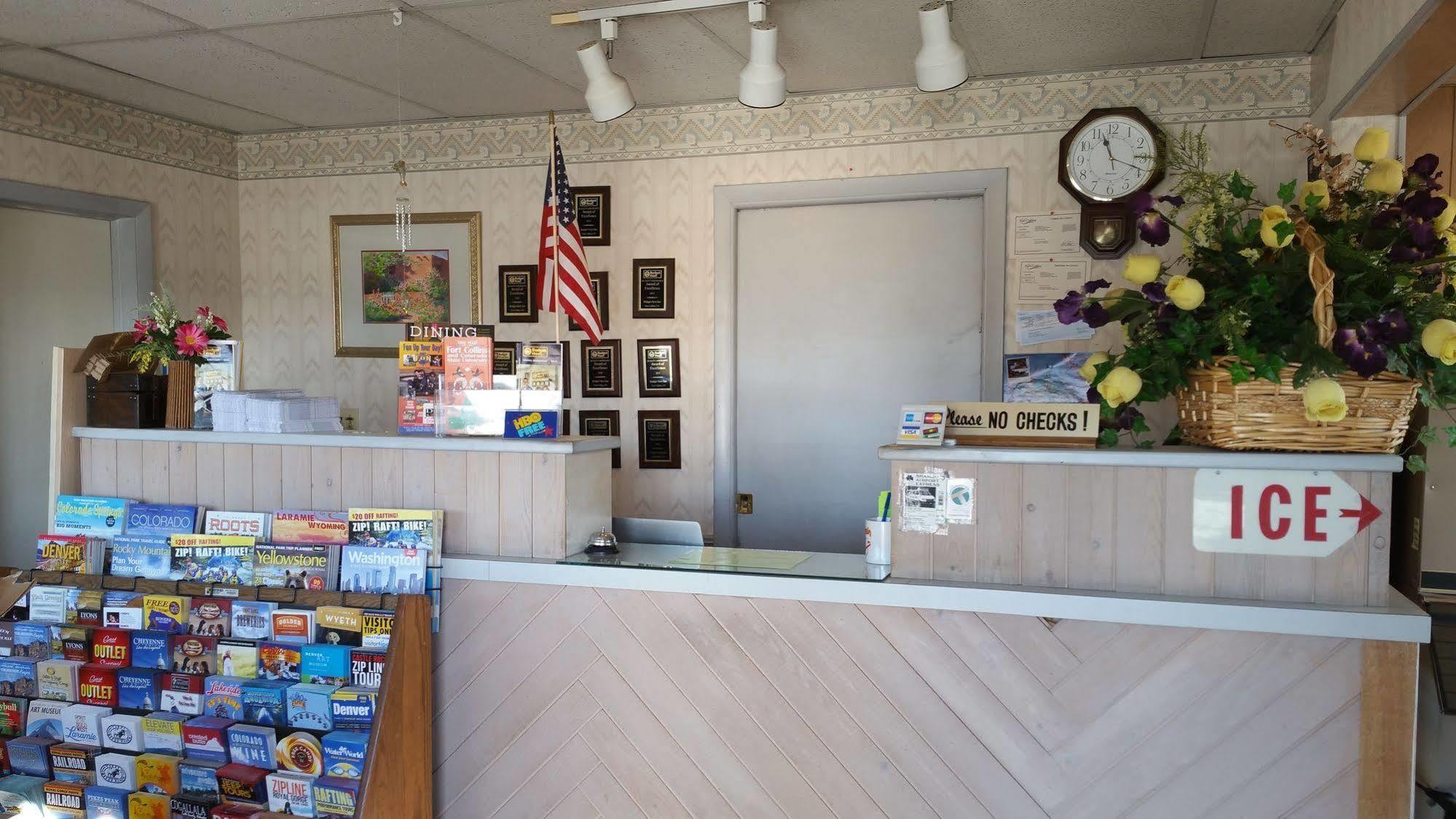 Budget Host Inn Fort Collins Bagian luar foto