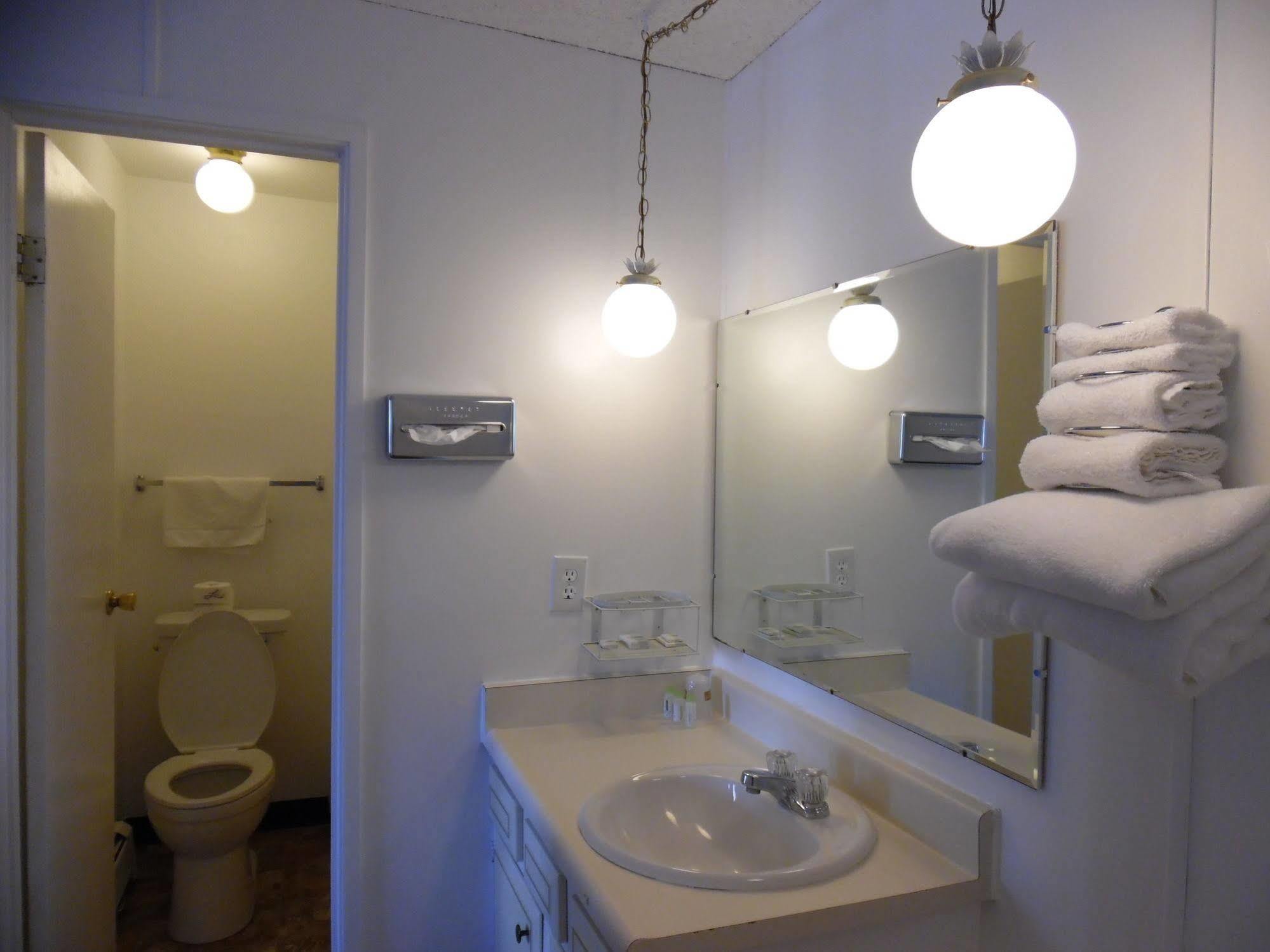 Budget Host Inn Fort Collins Bagian luar foto